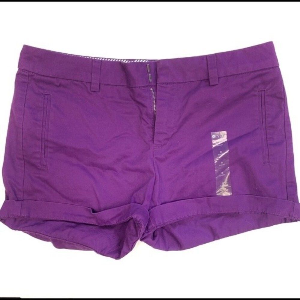 STYLUS | NWT plum cuffed shorts